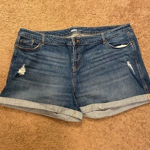 Old Navy 22W Distressed Boyfriend Cut Off Shorts